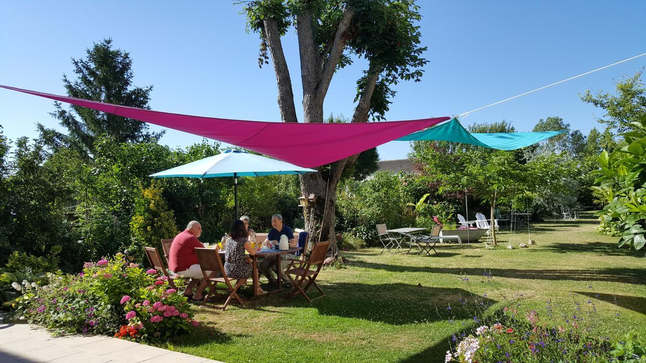 Le Logis De La Poupeliere Bed and Breakfast Vouhé Eksteriør billede